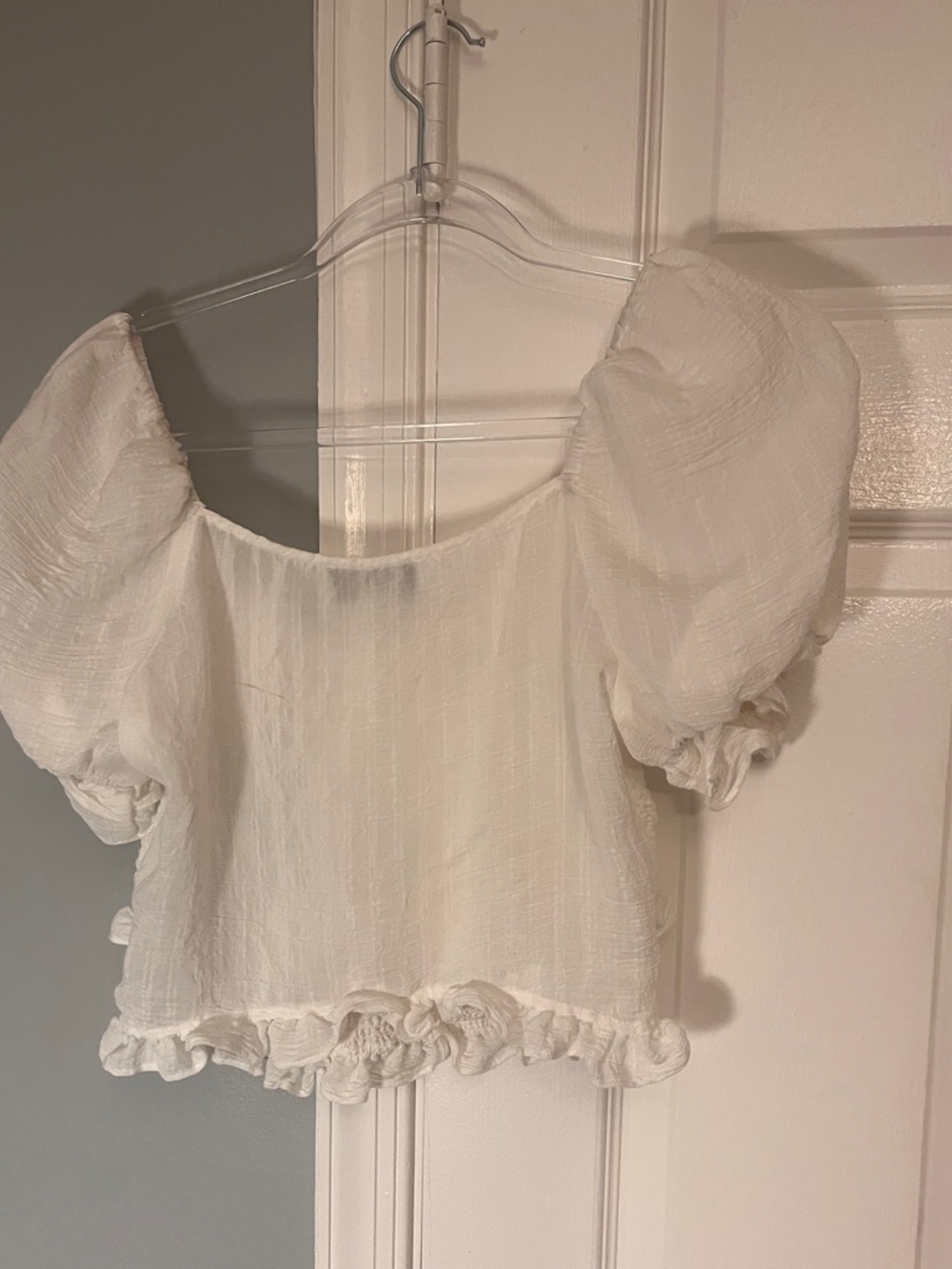 Smocked Puff Sleeve Crop Top - Cream - Picture 2 of 3